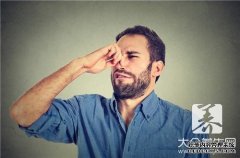 大连男的狐臭会遗传吗