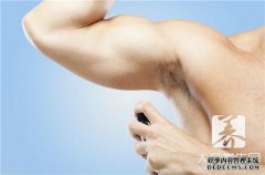 大连毛囊炎会引起狐臭吗